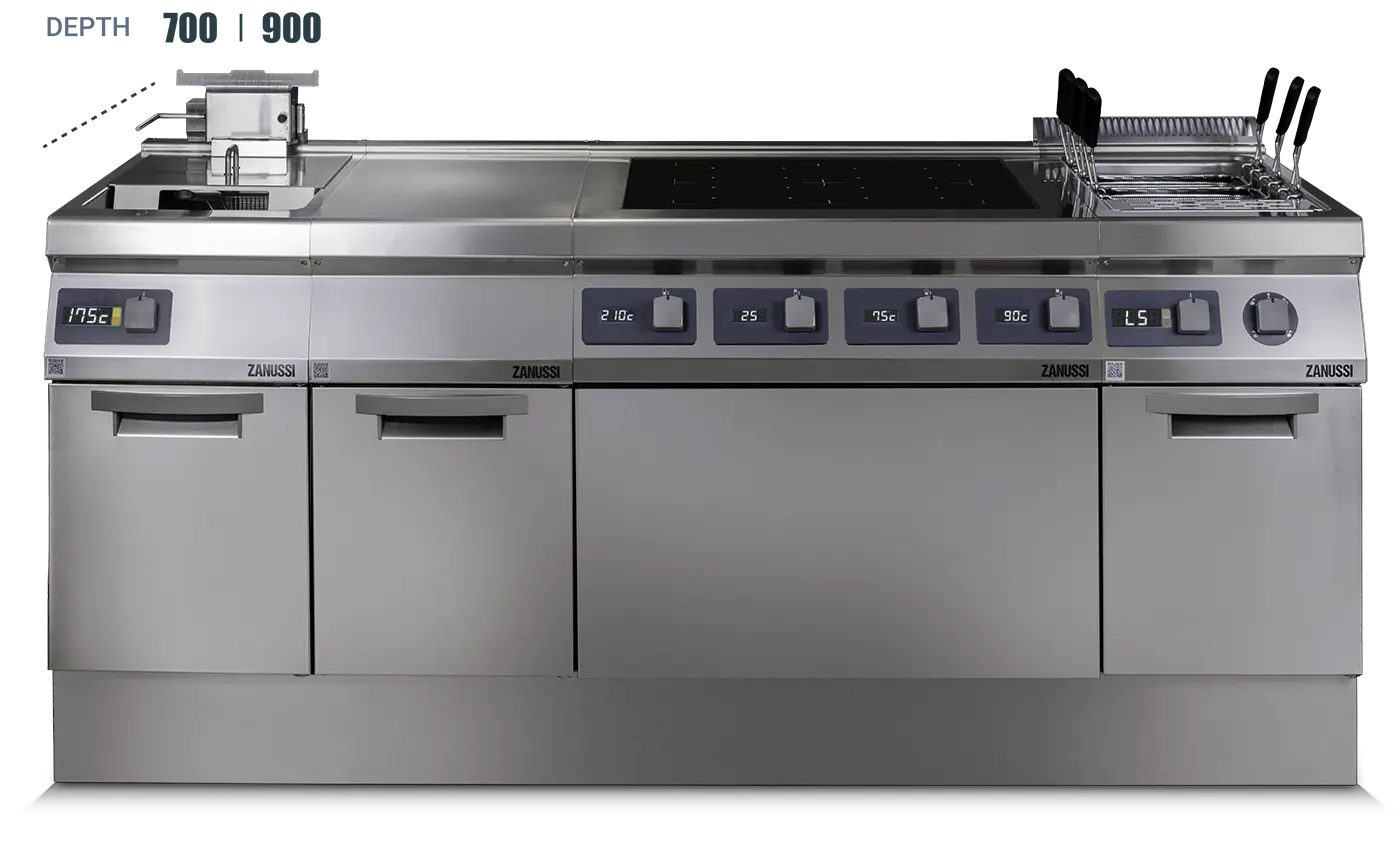 professional-cooking-front-view-evopro-700e900-zanussi-1400x848-1