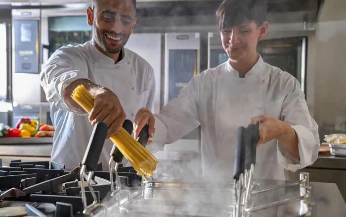 17_chefs-professional-cooking-zanussi-1920x1200